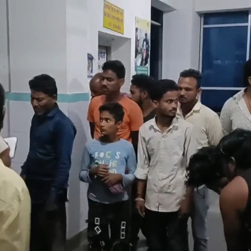 कार ने बाइक को मारी टक्कर, एक की मौत:सुपौल में दूसरा गंभीर रूप से घायल, जिला अतिथि गृह के पास एक्सीडेंट
