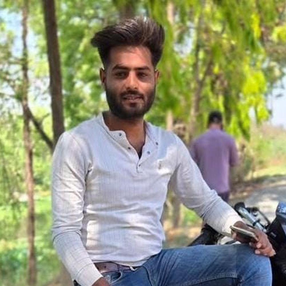 17 दिन बाद गंगा किनारे से शव निकाला गया:रायबरेली में परिजनों ने दोस्तों पर हत्या का आरोप लगाया, DM के आदेश पर पोस्टमार्टम