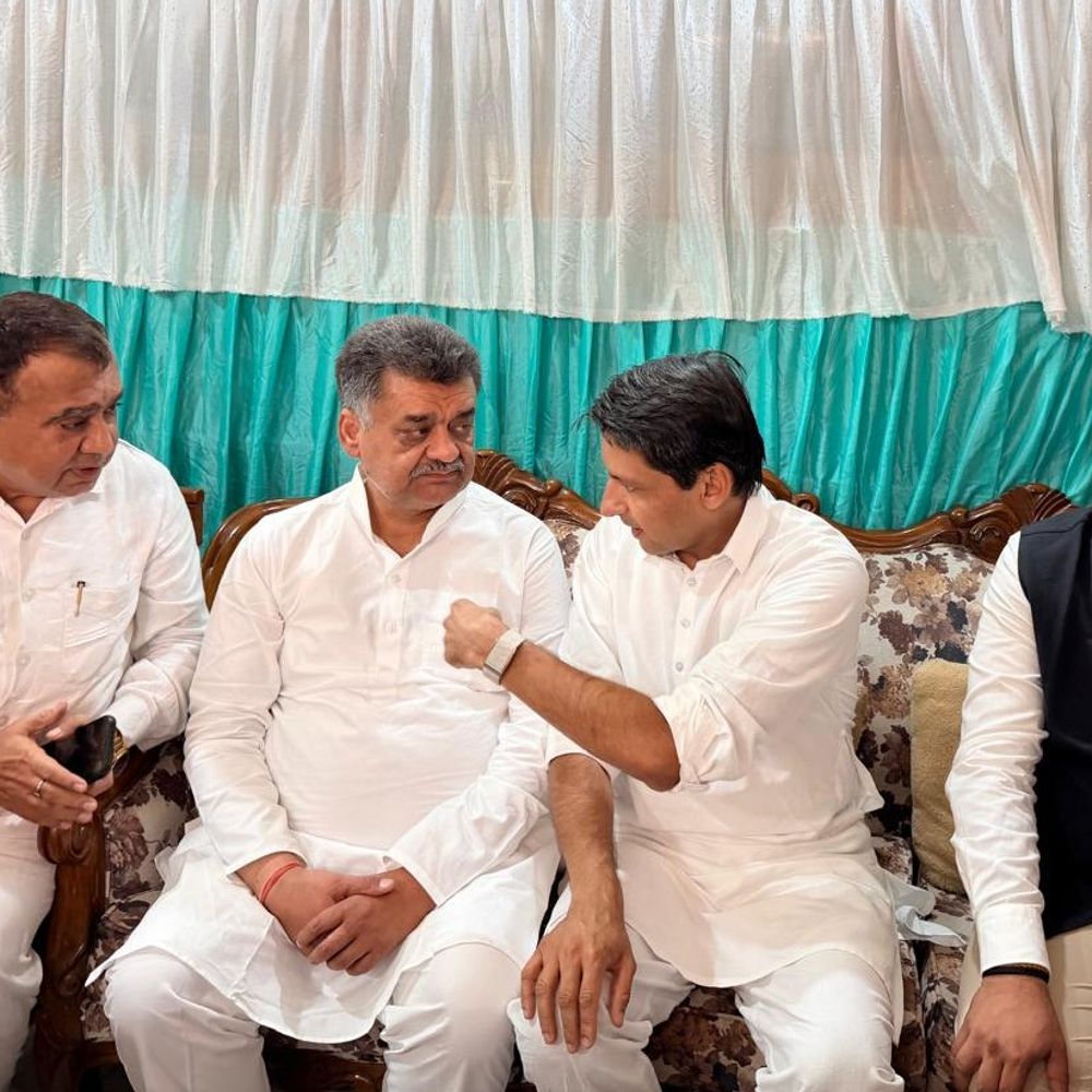 पंजाबी नेता-रावल को मनाने 3 सांसदों के साथ MLA चंद्रमोहन:  चुनाव में खिलाफत का आरोप लगाकर बोले थे- ऐसे लोग पार्टी में नहीं रहने चाहिए – Panchkula News
