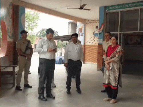 रोहतक में नीट की परीक्षा आज, धारा 163 लागू:  कोचिंग व ट्यूशन सेंटर रहेंगे बंद, सीसीटीवी से रखी जाएगी निगरानी – Rohtak News