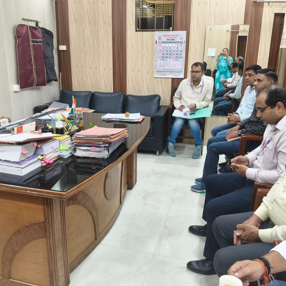 लोक अदालत सफल बनाने को बैंक अधिकारियों से बनाई रणनीति:लोक अदालत से निपटेंगे ज्यादा बैंक केस, जज ने दिए सख्त निर्देश
