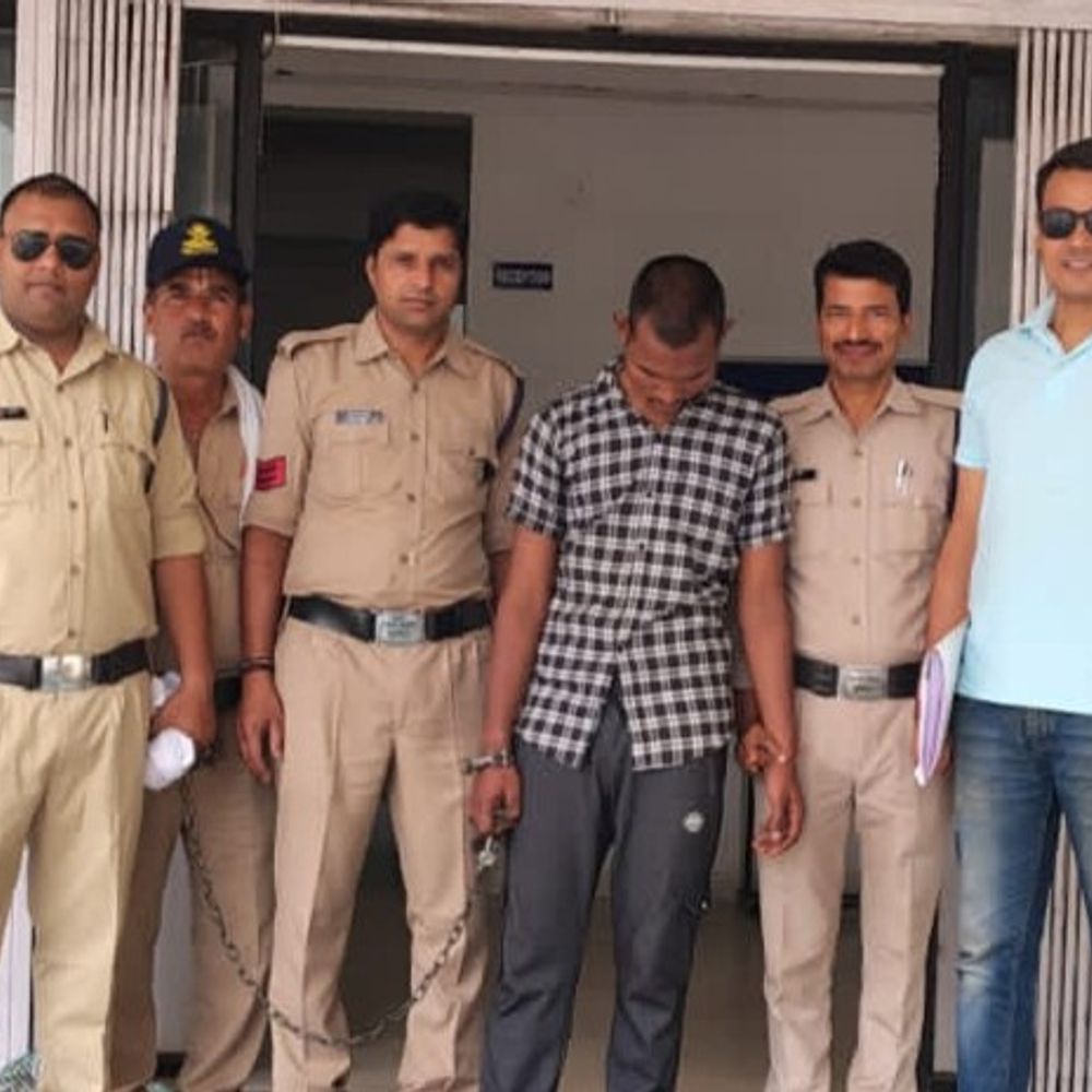 सतना में दिव्यांग युवती से दुष्कर्म, तीसरा आरोपी गिरफ्तार:कोर्ट ने जेल भेजा, सभापुर पुलिस चौथे की कर रही तलाश