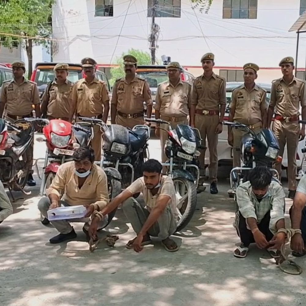 सैफई पुलिस ने अंतरजनपदीय वाहन चोर गिरोह का भंडाफोड़ किया:8 सदस्य गिरफ्तार, 14 चोरी की मोटरसाइकिलें बरामद, एसएसपी ने  खुलासा किया