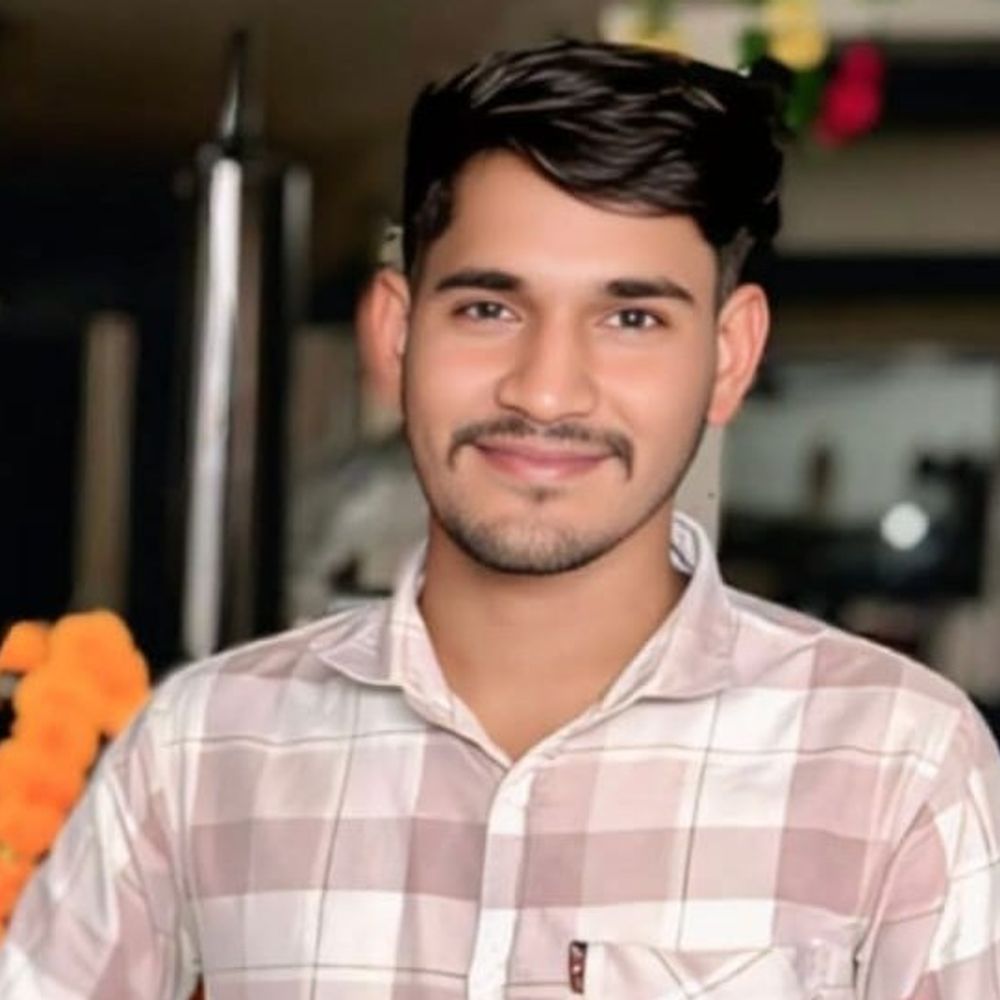फर्रुखाबाद में युवक की करंट लगने से मौत:चैत्र नवरात्र में हुई थी गोद भराई की रस्म, नोएडा में करता था काम