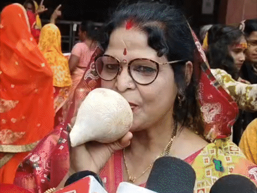 बंगाल में भाजपा की जीत का बेगूसराय में जश्न:  विजय जुलूस निलाकर की खूब की आतिशबाजी, कार्यकर्ताओं ने काली मंदिर में की पूजा – Begusarai News