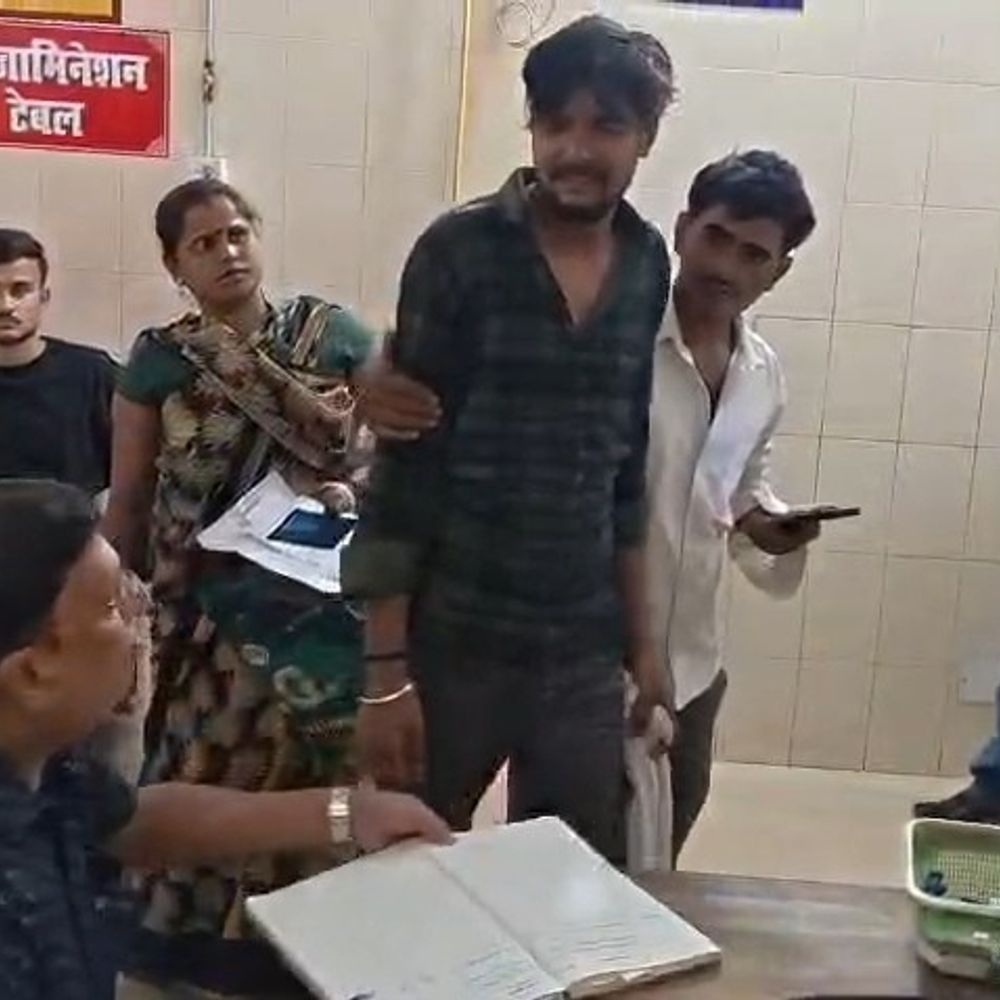 उन्नाव फैक्ट्री में करंट से युवक की मौत:परिजनों ने लापरवाही का आरोप लगाया, फैक्ट्री मालिक समेत 4 के खिलाफ FIR दर्ज