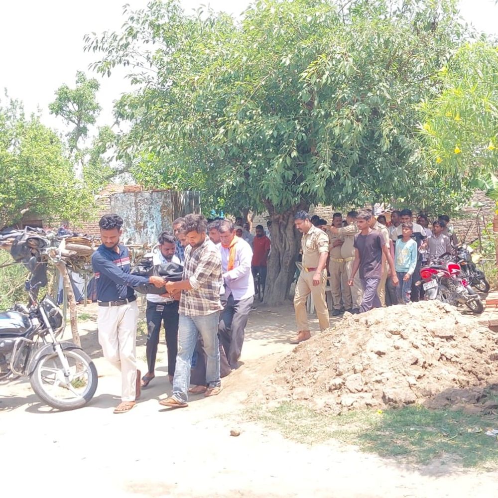पीलीभीत में पूर्व-मंत्री के बेटे की जीप की टक्कर:व्यक्ति की मौत, ड्राइवर समेत 2 आरोपियों पर मुकदमा दर्ज
