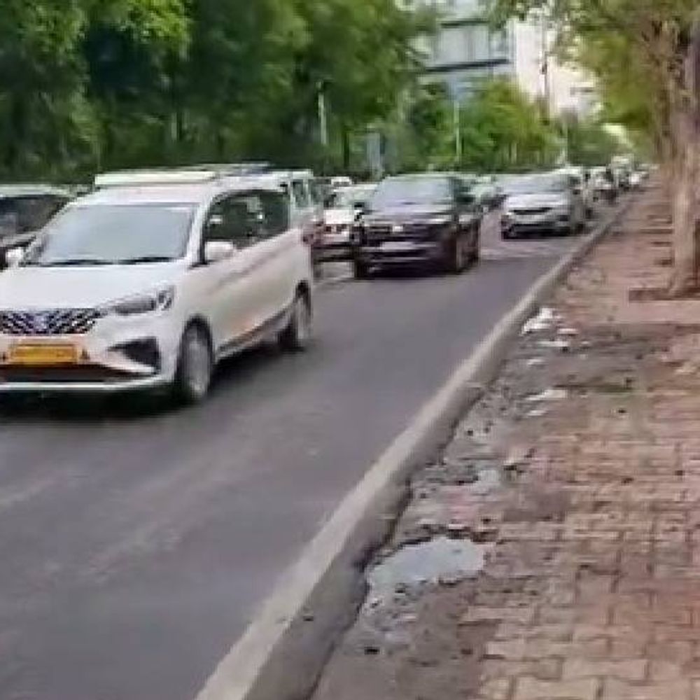 नोएडा में तापमान 34 डिग्री:दोपहर बाद आंधी और बारिश के आसार, नमी की मात्रा 80 प्रतिशत