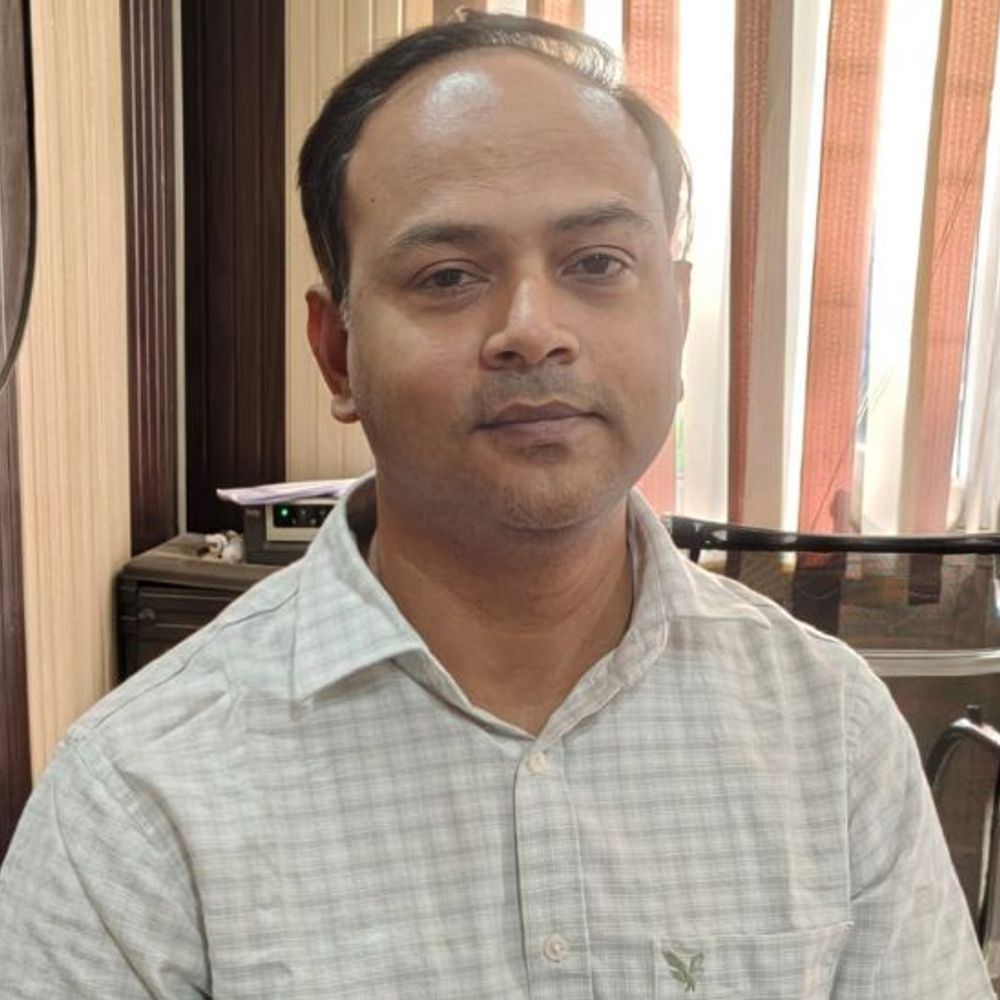सहारनपुर में सीटीओ को रिश्वत लेते हुए पकड़ा:मेरठ विजिलेंस से व्यापारी की शिकायत पर बिछाया ट्रैप, आवास से बरामद किए एक लाख रुपए