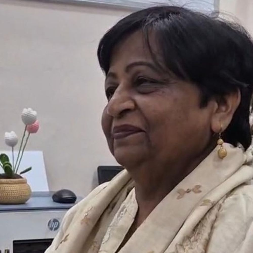 हर बार ICSE-ISE में टॉप आ रहा गर्ल्स हाईस्कूल:प्रिंसिपल विनीता बोलीं- अनुशासन-समर्पण और कड़ी मेहनत से सफलता
