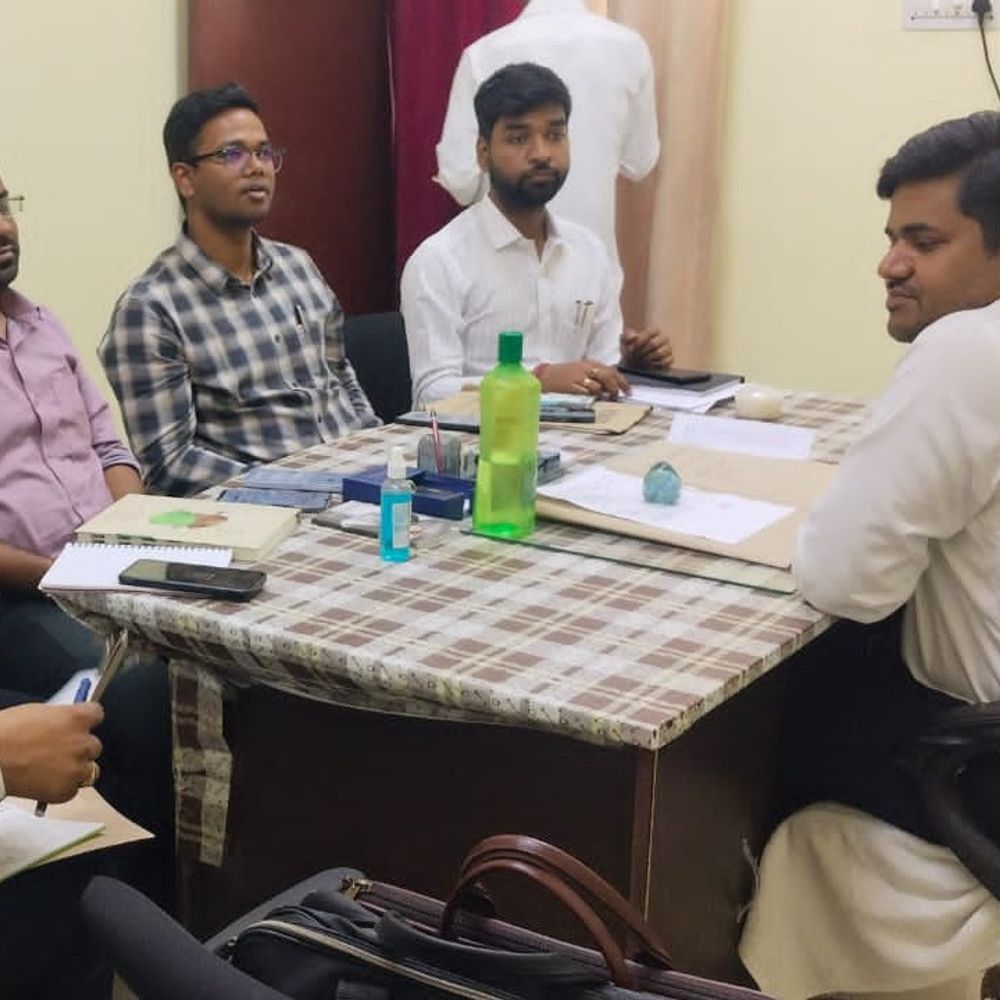 बलिया में राष्ट्रीय लोक अदालत की तैयारी:सफल आयोजन के लिए अधिकारियों की बैठक आयोजित