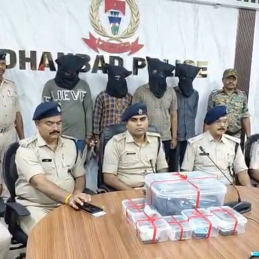 गोविंदपुर पुलिस ने लूटकांड का किया खुलासा:  चार अपराधी गिरफ्तार, लूटा गया सामान बरामद – Dhanbad News