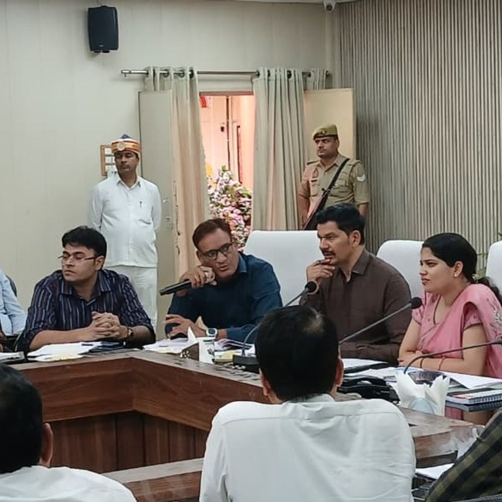 अंबेडकरनगर को 37.53 लाख पौधे लगाने का लक्ष्य:DM ने वृक्षारोपण, गंगा संरक्षण पर जोर दिया, 24 विभागों को दिया गया लक्ष्य