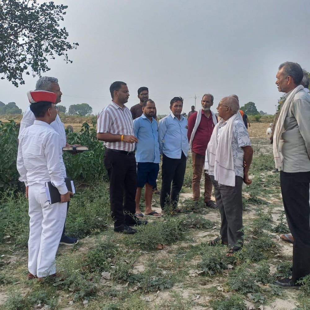 घाटमपुर के हथेही गांव में झील होगी अतिक्रमण मुक्त:SDM ने पहुंचकर जांच की, 13 हेक्टेयर झील का होगा जीर्णोद्धार