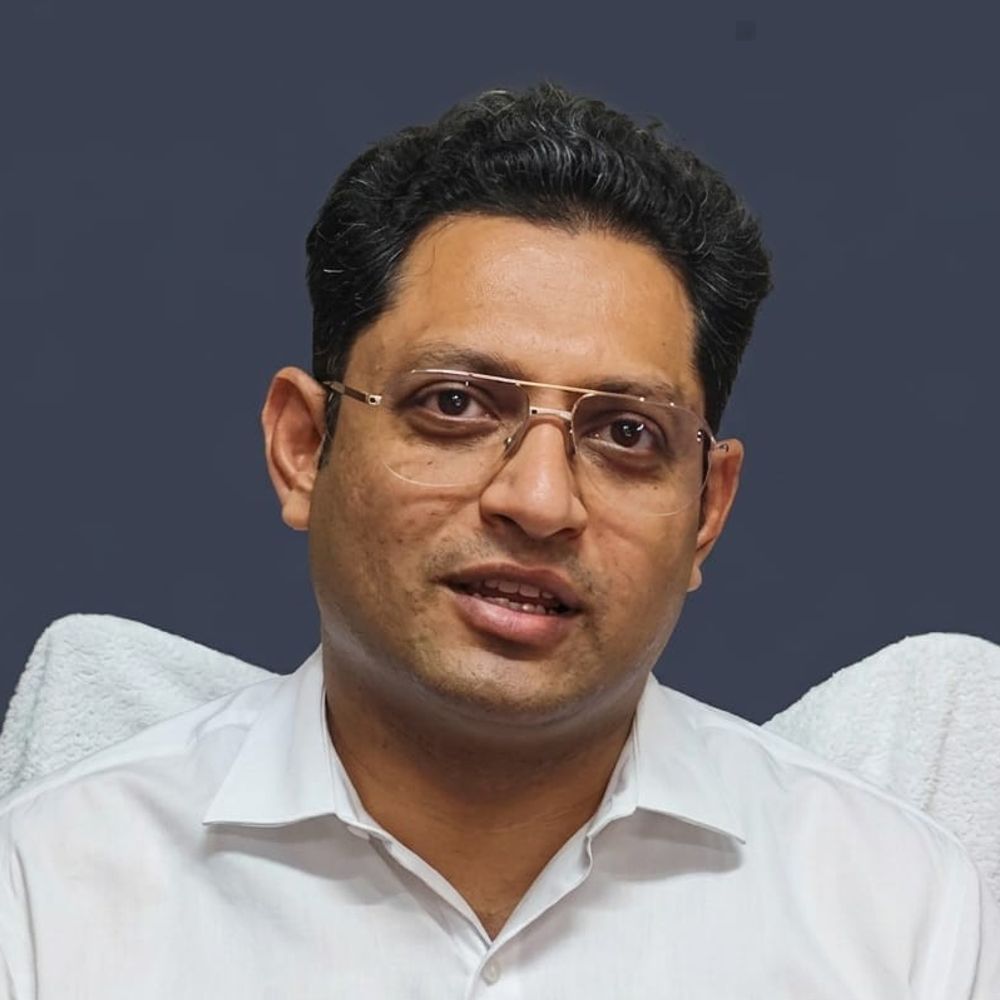 सैमुअल पॉल एन ने जौनपुर डीएम का पदभार संभाला:बोले, शासन की योजनाएं लागू करना सर्वोच्च प्राथमिकता