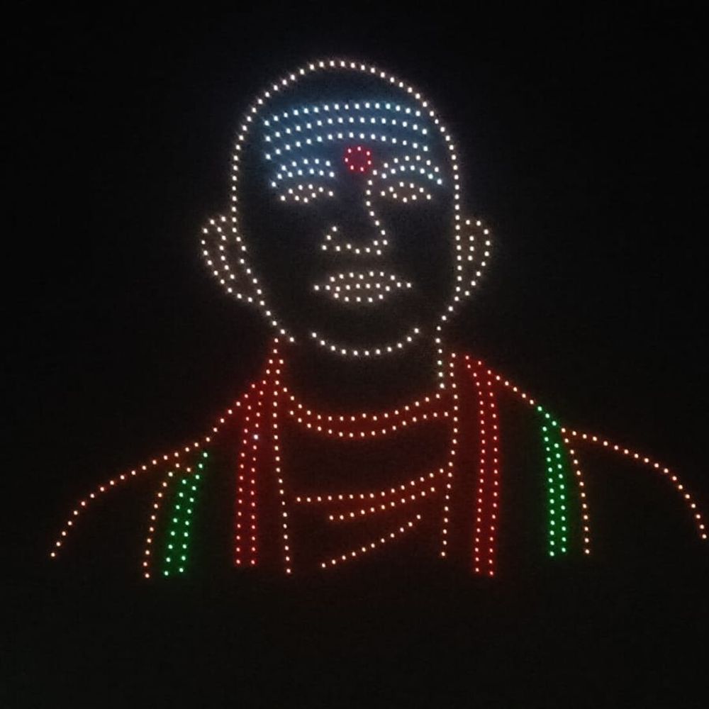 मुंगेर में ड्रोन-लेजर शो में 30 हजार लोग उमड़े:तिरुपति बालाजी उत्सव का भव्य आगाज, स्वामी निरंजनानंद सरस्वती रहे मौजूद