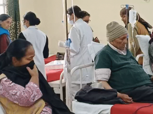 हिमाचल में कैंसर मरीजों के मुफ्त इलाज पर संकट:  पेमेंट अटकने से हिमकेयर-आयुष्मान योजना फेल, जनऔषधि केंद्र खाली, मरीज बाजार भरोसे, सरकारी दावे झूठे – Shimla News