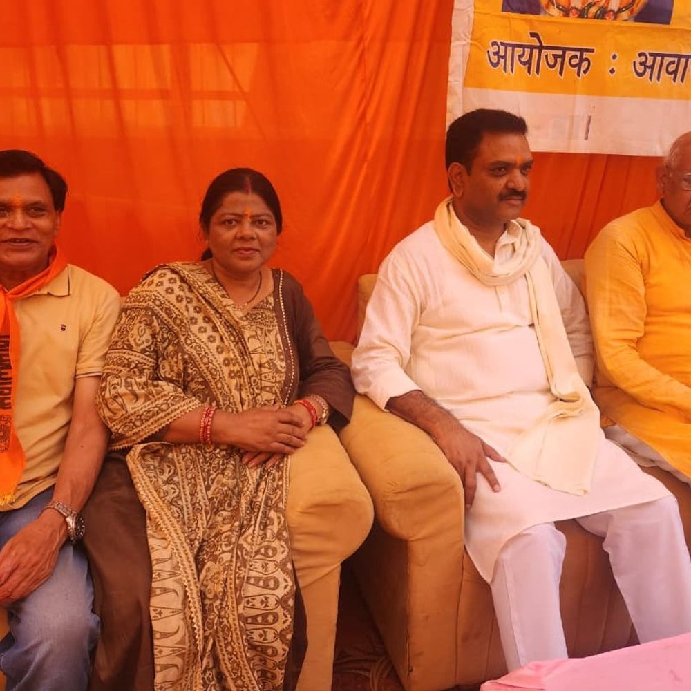 लखनऊ के इंदिरा नगर में भव्य भंडारा आयोजन:मंत्री असीम अरुण हुए शामिल , सुनील त्यागी बोले- भंडारा भारतीय संस्कृति का हिस्सा