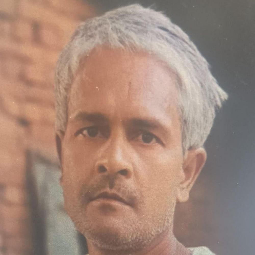 देवरिया में सड़क हादसे में व्यक्ति की मौत:शादी से लौटते समय तेज रफ्तार वाहन ने टक्कर मारी