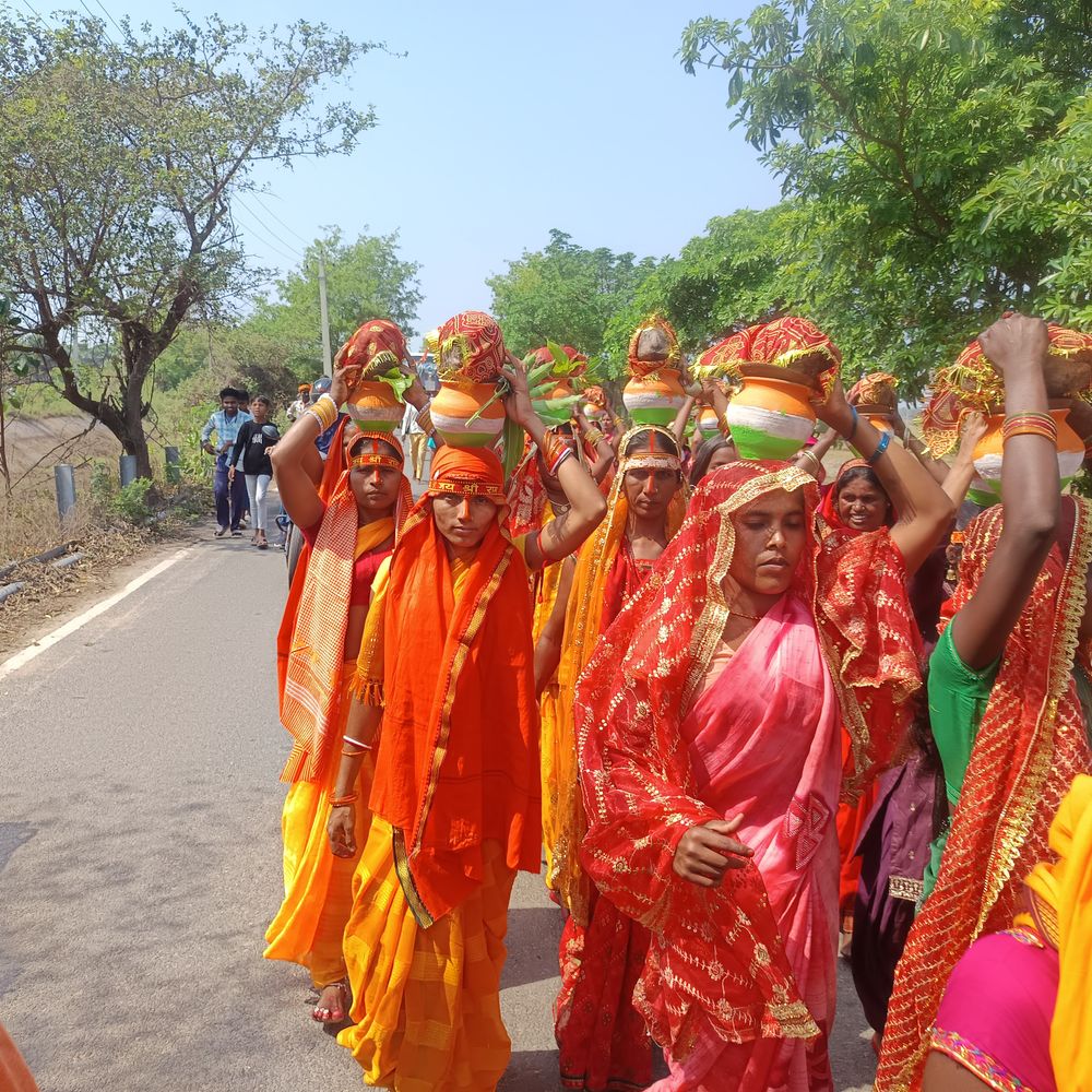जहानाबाद के वीरुपुर में कलश यात्रा:  बजरंगबली मंदिर के 5वें स्थापना दिवस पर जय श्री राम, जय हनुमान के जयकारे – Jehanabad News