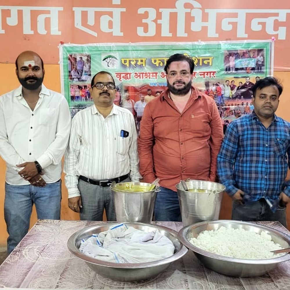 परम फाउंडेशन ने वार्षिक सेवा कार्य शुरू किए:ज्येष्ठ बड़े मंगल पर वृद्धाश्रम में भंडारे से हुई शुरुआत