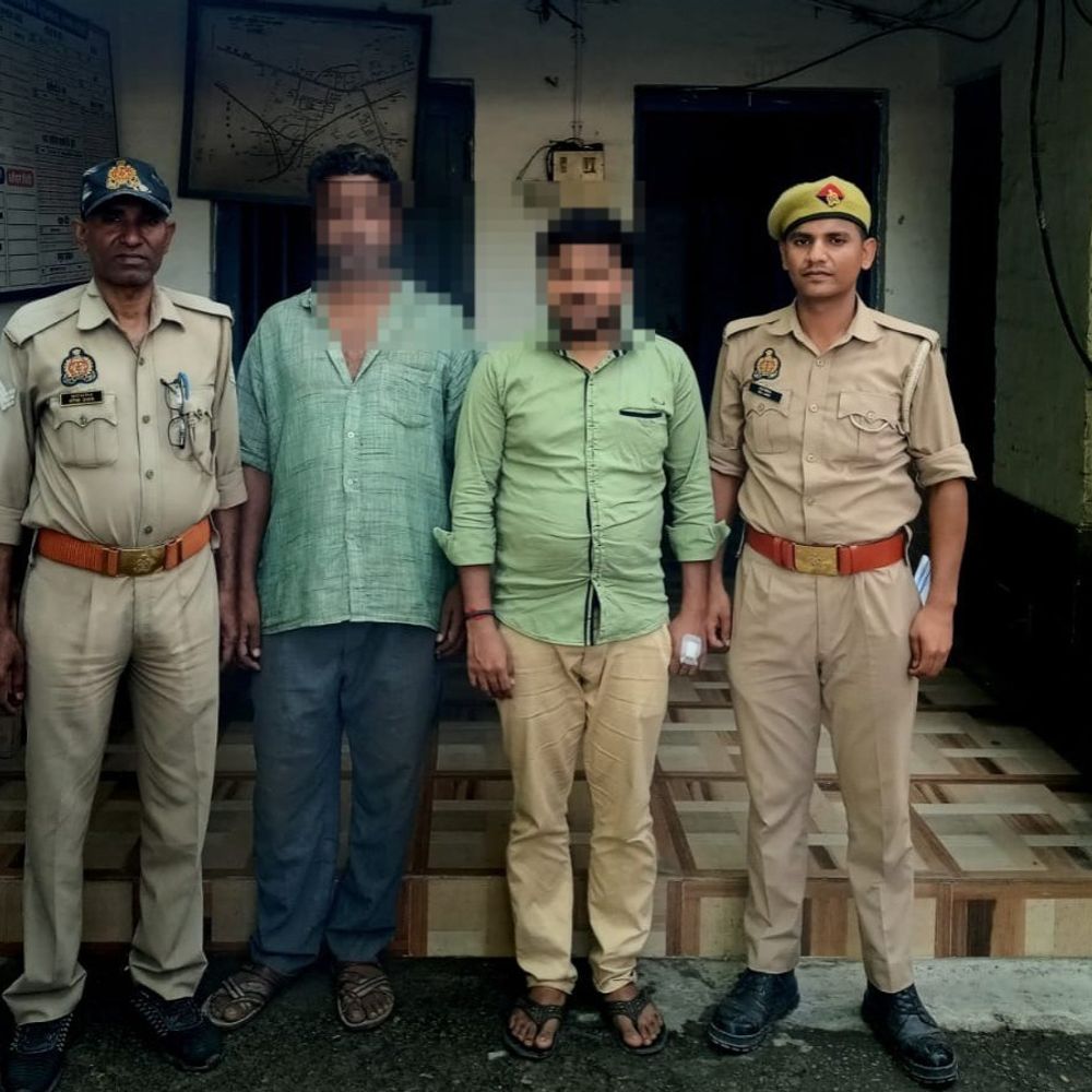 अतिक्रमण अभियान में बाधा डालने वाले दो भाई गिरफ्तार:पीडीडीयू नगर में हंगामा किया था, लोगों से मारपीट की थी