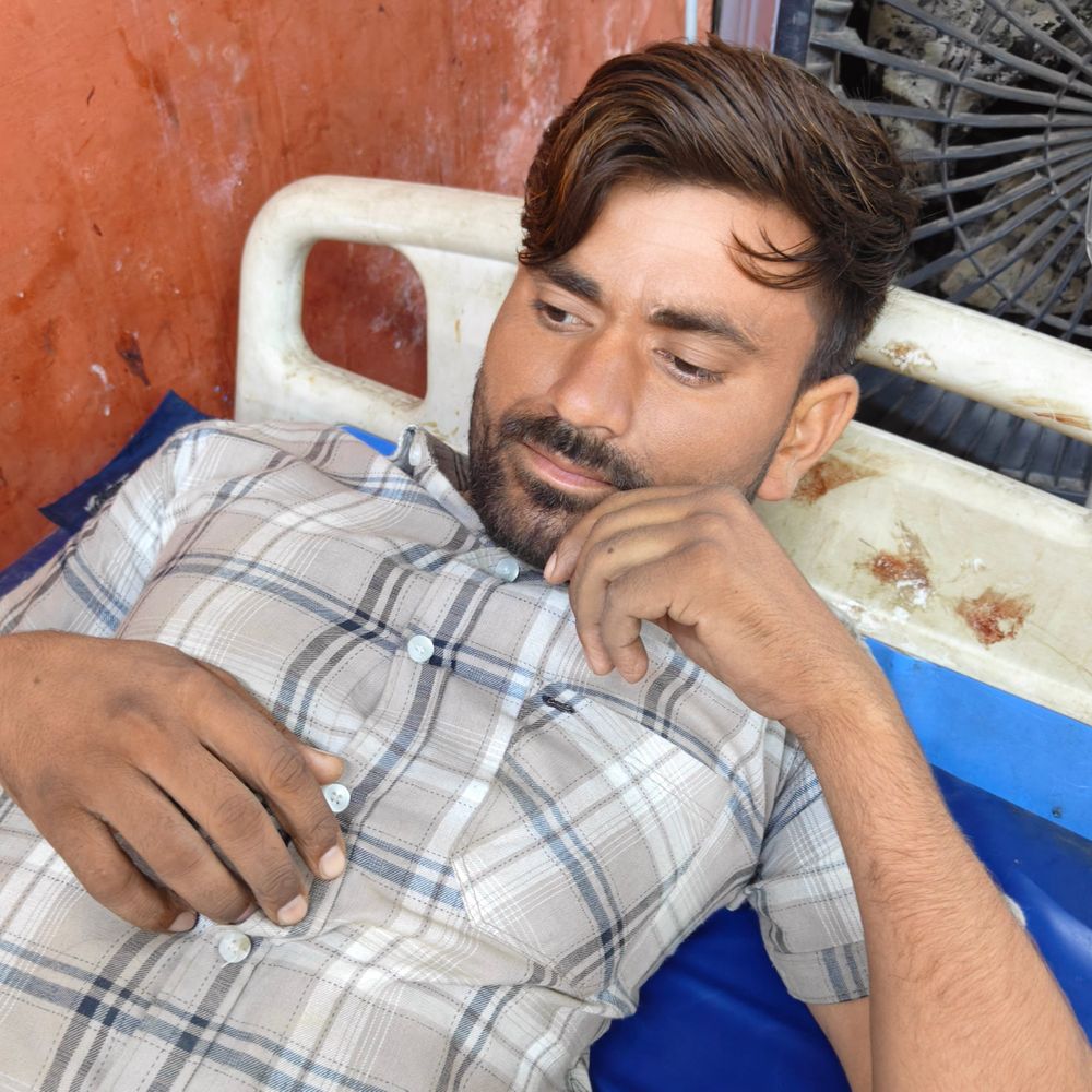 हरदोई के अतरौली लूटकांड का आरोपी मुठभेड़ में घायल:चार गिरफ्तार, सोने का हार, कार और अवैध हथियार बरामद