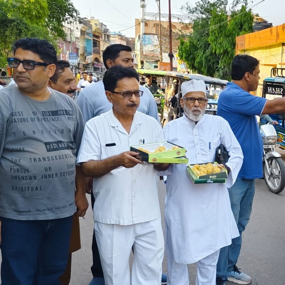स्मार्ट मीटर बिल व्यवस्था में बदलाव पर खुशी:संभल में मानव विकास जन सेवा समिति ने सरकार के फैसले का स्वागत किया