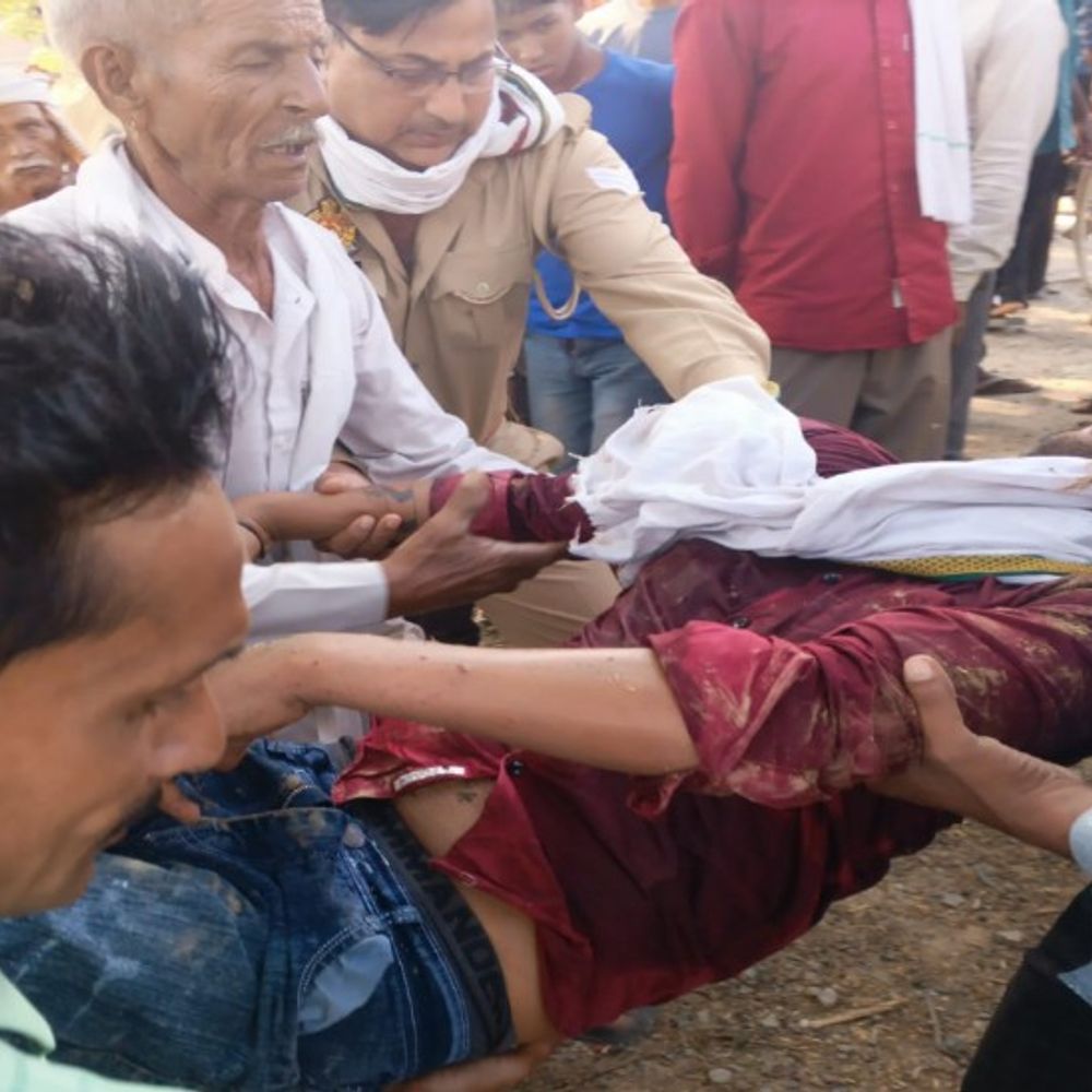 घायल युवक के जेब से मिले एक लाख रुपए:  शाहजहांपुर में 7 मई को भाई की शादी, अस्पताल में चल रहा इलाज – Shahjahanpur News