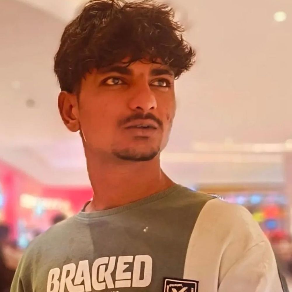 बाराबंकी का युवक आतंकी साजिश में गिरफ्तार:पिता बोले- बेटा मुंबई में काम करता है, छुट्‌टी पर घर आया था, एटीएस ले गई