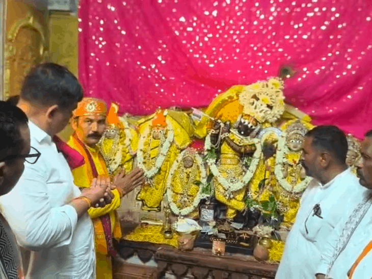 वन मंत्री संजय शर्मा ने बेणेश्वर धाम में किए दर्शन:  पौधरोपण कर पर्यावरण संरक्षण का दिया संदेश, कार्यकर्ताओं ने किया स्वागत – Dungarpur News