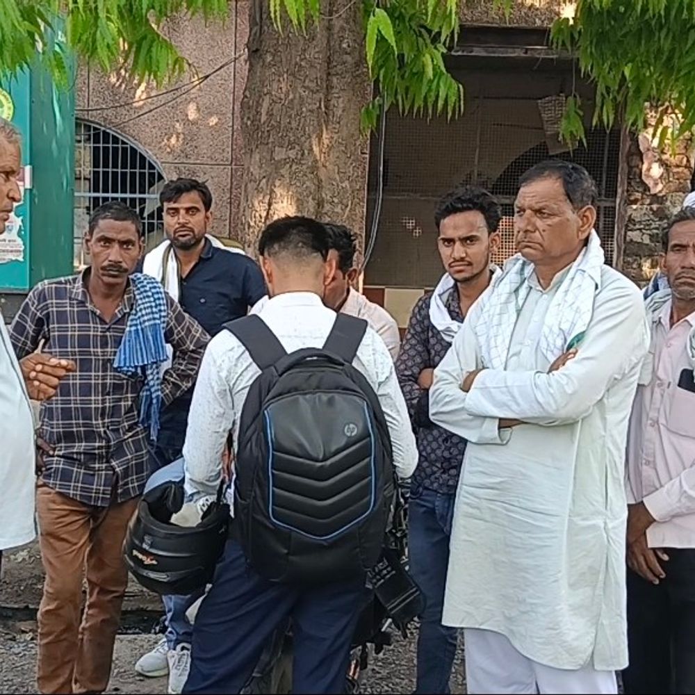 एटा में विवाहिता का चारपाई पर मिला शव:शरीर पर चोट के निशान, मायके पक्ष ने दहेज हत्या का आरोप, पति समेत 6 पर केस