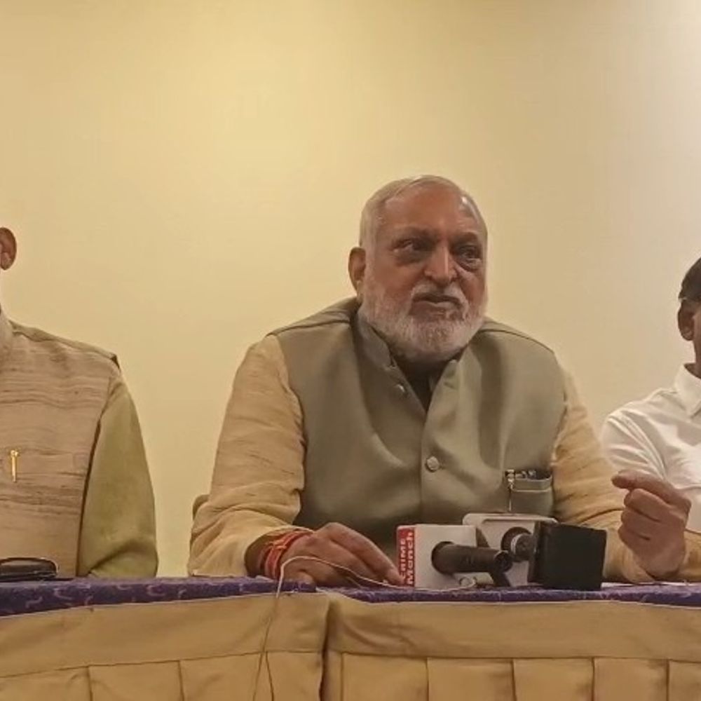 व्यापारी हैं 'आर्थिक योद्धा’:लखनऊ में रविकांत गर्ग बोले- नीतिगत विफलताओं से कमजोर हुई बंगाल की अर्थव्यवस्था