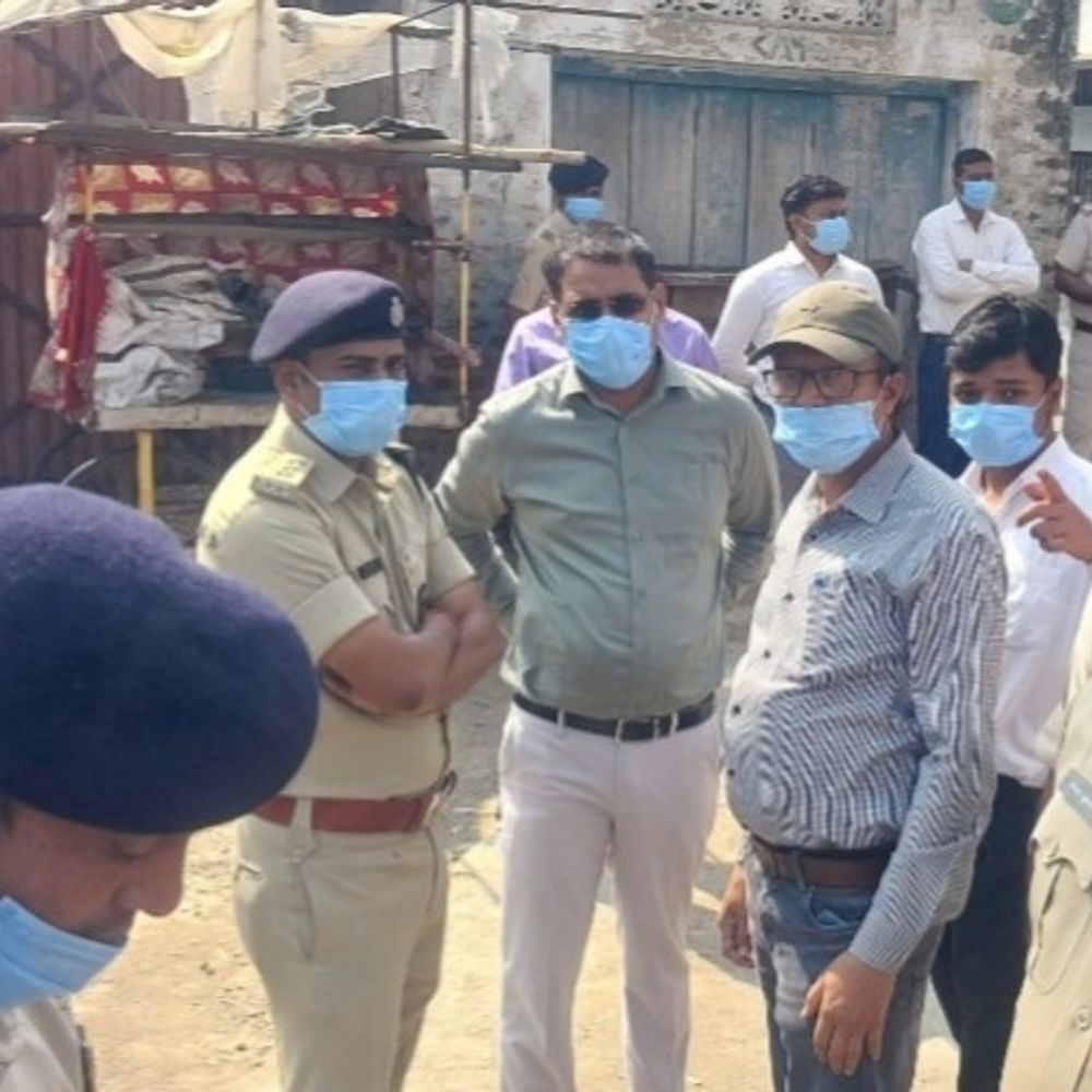 बेगूसराय के 6 घर में चल रहा था अवैध बूचड़खाना:  बारो में 29 जिंदा-आठ सिर कटा मृत गोवंश बरामद, दो कसाई गिरफ्तार – Begusarai News