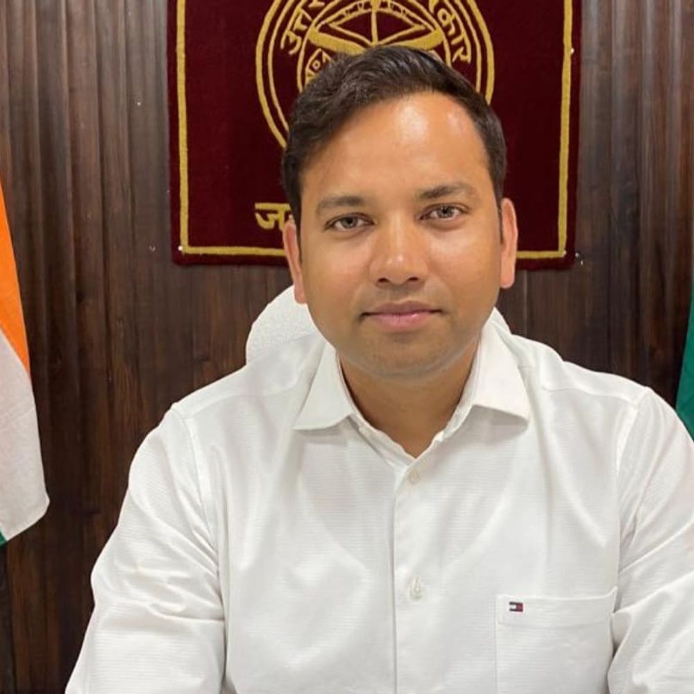 भदोही में आज से स्व-गणना अभियान शुरू:डीएम शैलेष कुमार ने 21 मई तक जनभागीदारी की अपील की