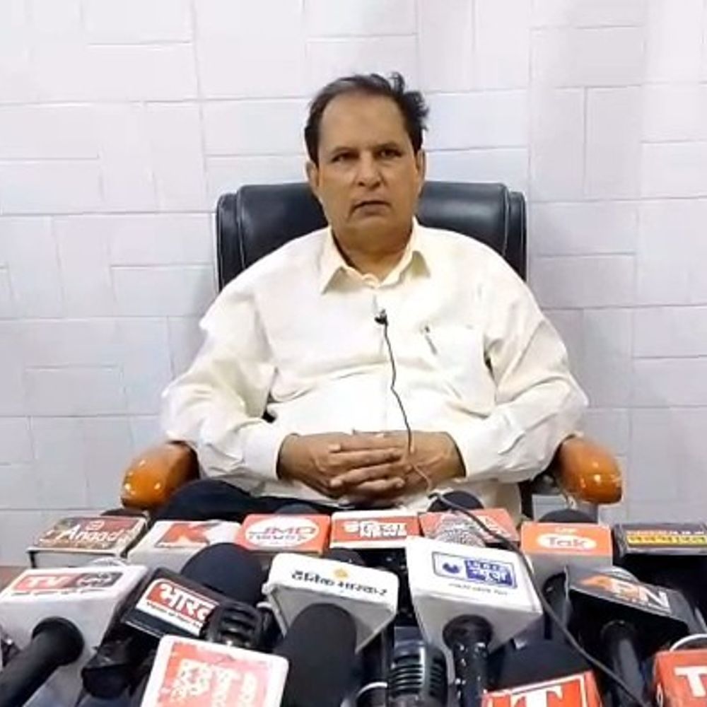 उन्नाव जिला अस्पताल में पानी की किल्लत:तीमारदार बाहर से खरीद रहे पानी, सीएमएस ने जल्द समाधान का आश्वासन दिया