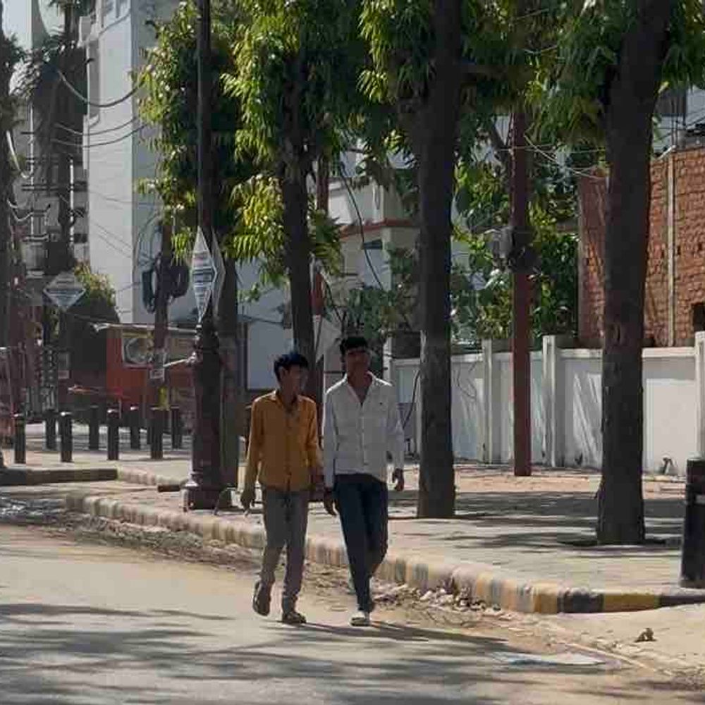 गोरखपुर में बारिश-आंधी से मौसम बदला:तेज हवाओं से मिली गर्मी से राहत, 31°C तक जाएगा तापमान