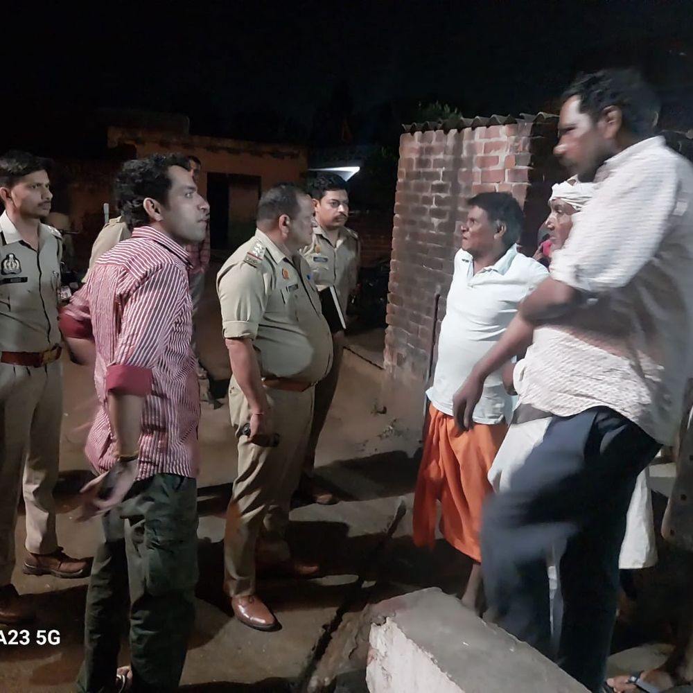 हापुड़ में तलवार से हमलाकर युवक की हत्या:शराब के नशे में विवाद पर वारदात के बाद आरोपी फरार, गांव में पुलिस तैनात
