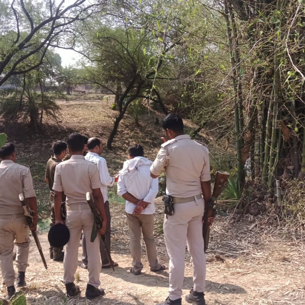 उत्तर प्रदेश के मजदूर की औरंगाबाद में मौत:ईंट भट्ठा पर काम करता था, बांस से लटका मिला शव; हत्या, आत्महत्या एंगल पर जांच