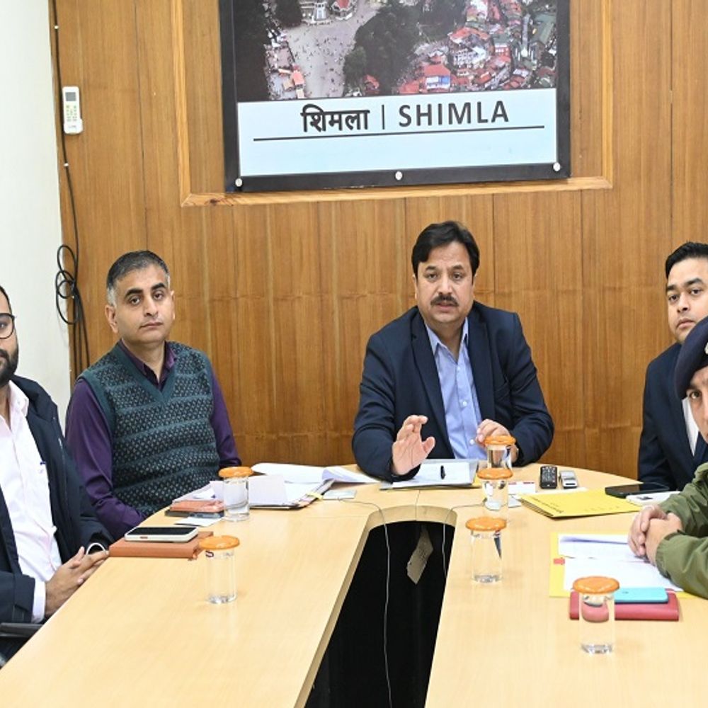 शिमला में पंचायत चुनावों से पहले नशे के खिलाफ अभियान:  DC ने पटवारियों को रिपोर्ट भेजने को कहा, इलेक्शन में अवैध शराब पर निगरानी – Shimla News