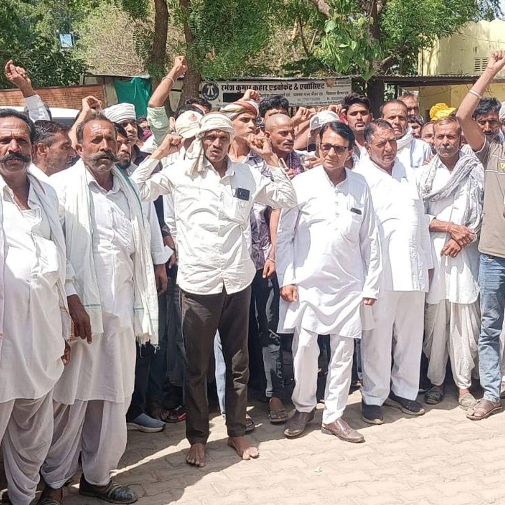 हत्या के आरोपियों की गिरफ्तार करने की मांग:  सीएम के नाम SDM को सौंपा ज्ञापन, परिवार के लिए आर्थिक सहायता की भी मांग – Bundi News