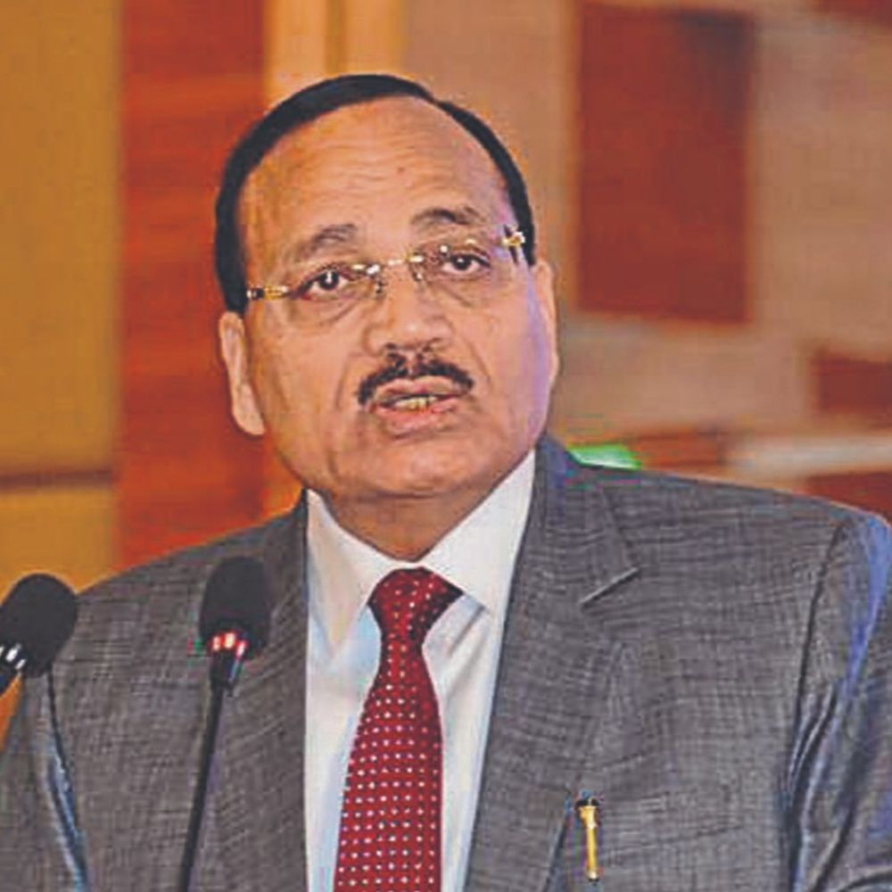 CJI बोले मुझे डांटकर चैम्बर से बाहर निकाल दिया था:फिर उन्हीं जज की सलाह पर छोड़ा न्यायिक सेवा इंटरव्यू; मुस्कुराकर पूछा, क्या मेरा फैसला सही था