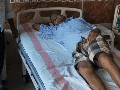 बिहार में मुंबई जैसा मामला, तरबूज खाने से 8 बीमार:उल्टी, दस्त, बुखार के बाद अस्पताल में भर्ती, प्रेग्नेंट महिला की हालत गंभीर