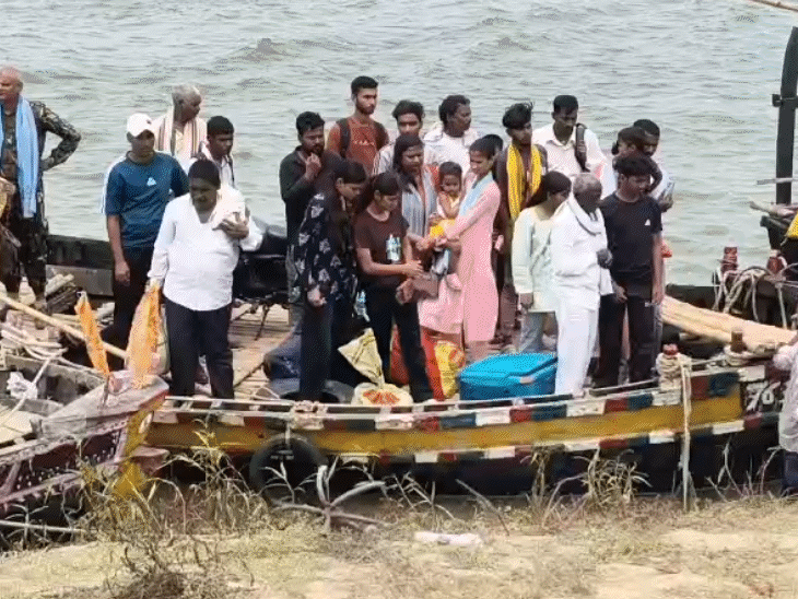 भागलपुर में व्यापारियों के लिए मुफ्त में चलेगी दो नाव:विक्रमशीला पुल टूटने के बाद डीएम ने की घोषणा, कहा- व्यापारियों को होगी आसानी