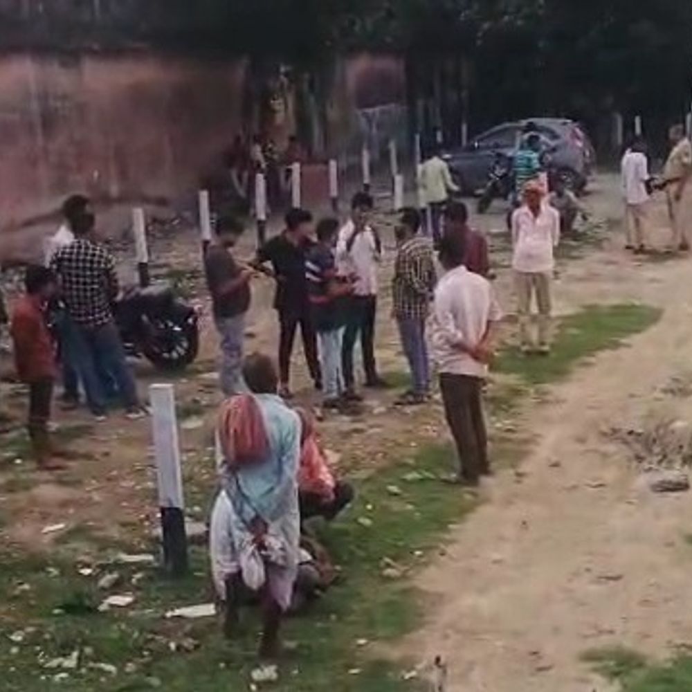 अररिया में दो बाइकों की भिड़ंत, अधेड़ की मौत:पूर्णिया के नर्सिंग होम कर्मी घर लौट रहे थे