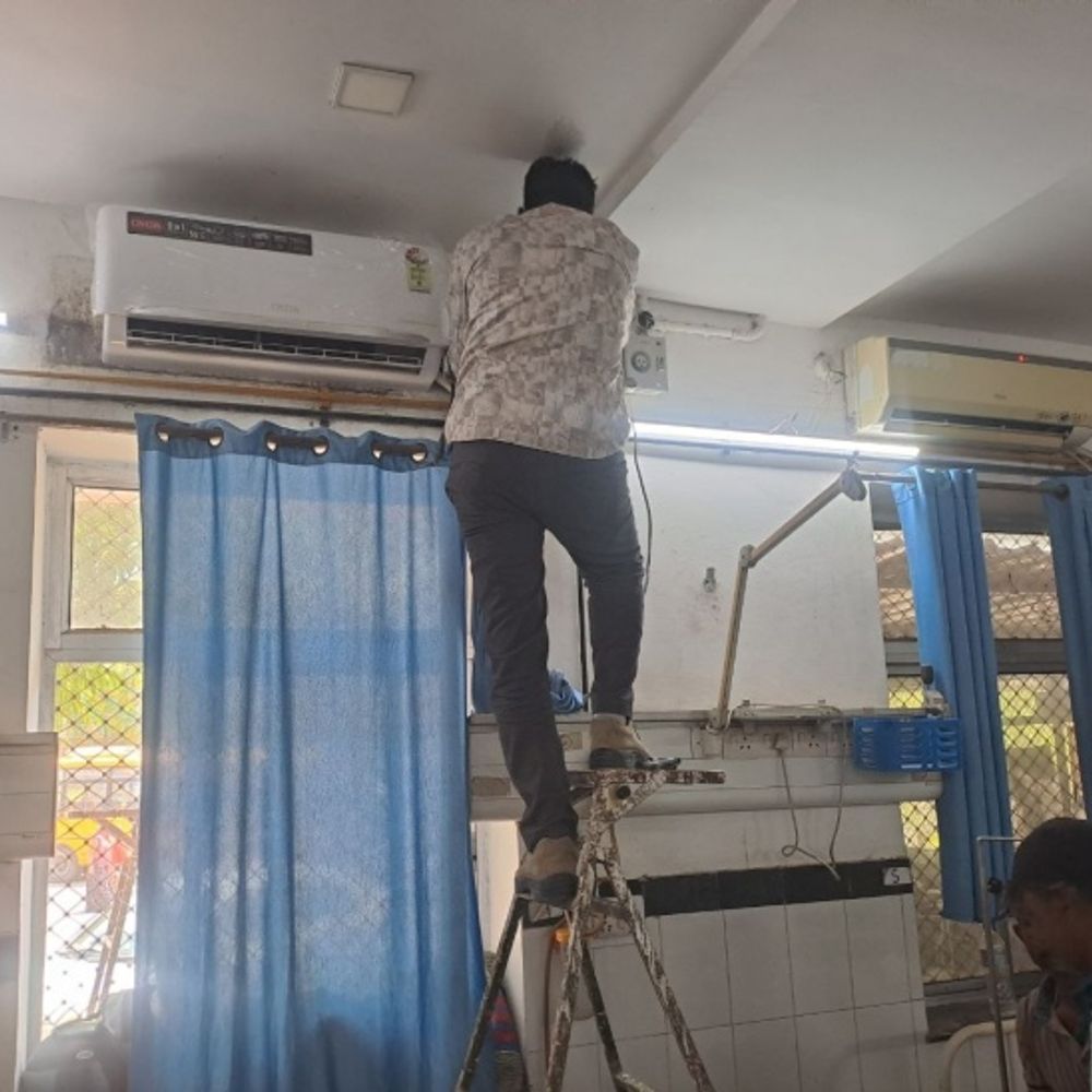बांगड़ हॉस्पिटल के ट्रोमा वार्ड में भामाशाह ने लगवाएं AC:  मरीजों और स्टाफ को मिल सकेगी भीषण गर्मी से राहत – Pali (Marwar) News