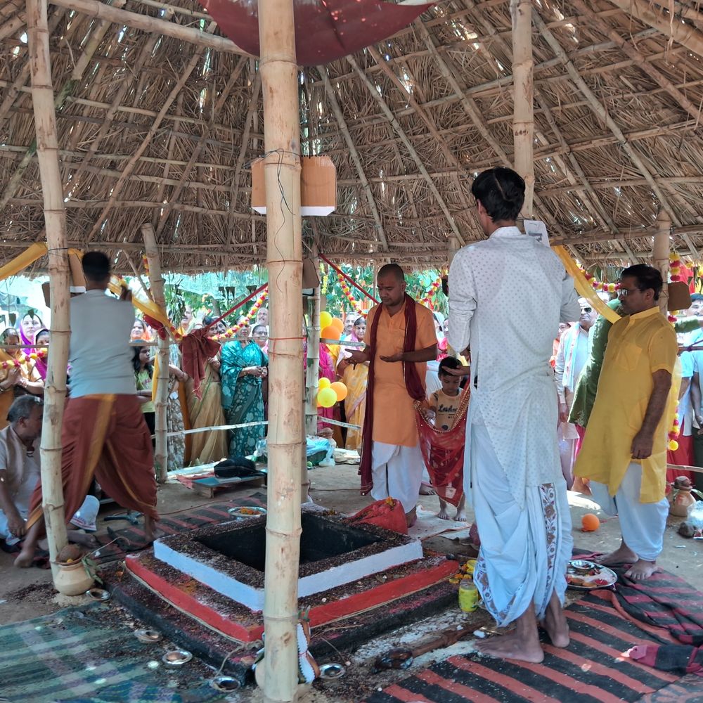 टीकमगढ़ शिव मंदिर में हनुमान प्रतिमा की प्राण प्रतिष्ठा:  आशीर्वाद मुद्रा में स्थापित दक्षिण मुखी मूर्ति, कल होगा समापन – Tikamgarh News