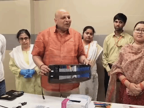 रामकथा संग्रहालय में अब वैज्ञानिक तरीके से सुरक्षित होंगी धरोहर:अयोध्या में शुरू हुई हाईटेक संरक्षण लैब, सदियों पुरानी पांडुलिपियों और पुरावशेषों का होगा संरक्षण