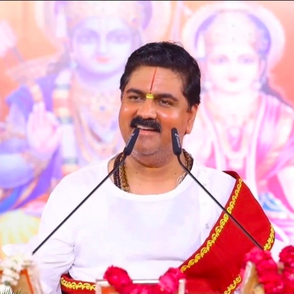राजनजी महाराज ने नेताओं के समर्थकों को कहा 'ठेलुआ-गधा':गोंडा में बोले- विधायक जी-विधायक जी करने वालों को कोई वोट देने वाला नहीं