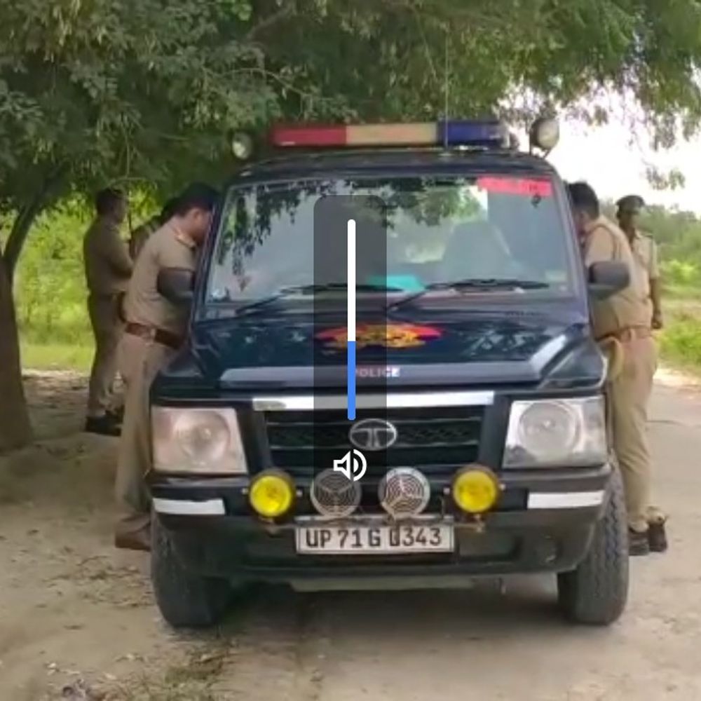 फतेहपुर में वित्तीय सलाहकार से 51.67 लाख की ठगी:मकान बेचने के नाम पर महिला कर्मी समेत चार पर केस